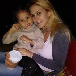 Meet your Posher, Jenn